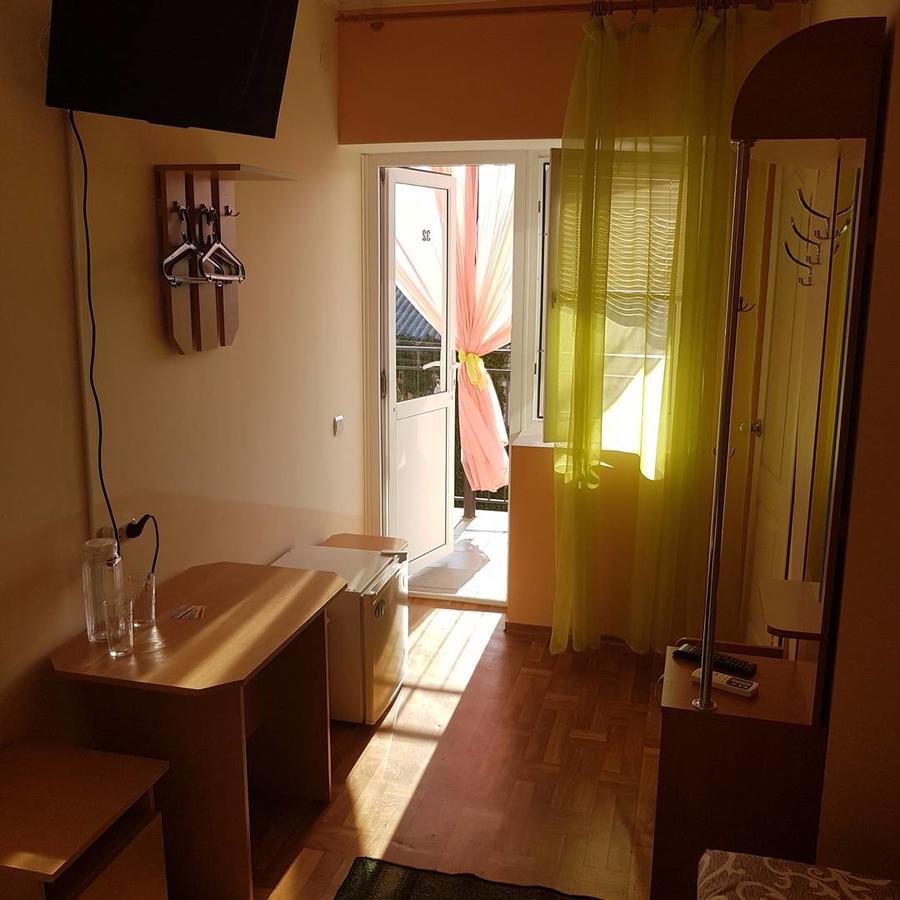 Hotel Flamingo ميناء زاليزني المظهر الخارجي الصورة