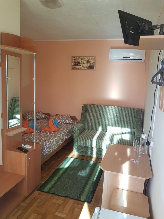 Hotel Flamingo ميناء زاليزني المظهر الخارجي الصورة